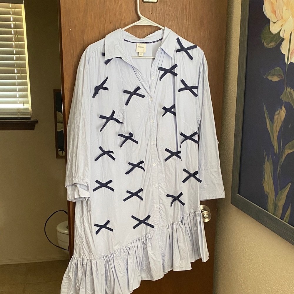 Asymmetrical dress with bow detail
